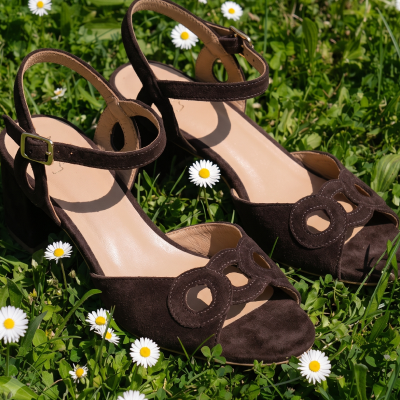midiamo-buty-na-wesele-w-plenerze-3