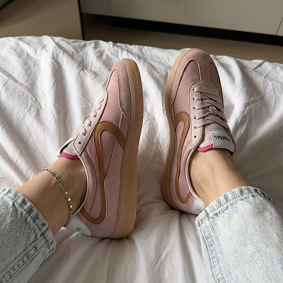 midiamo-buty-sportowe-na-plaskiej-podeszwie-3