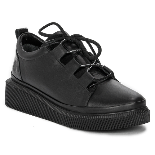 Artiker Women's black low shoes on the platform