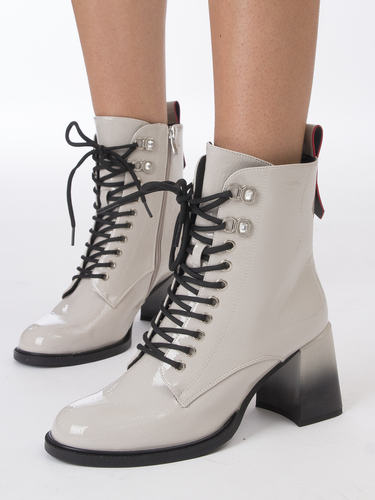 D&A Women's L.grey ankle boots