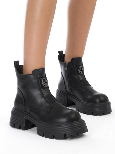 Filippo Black Women's Ankle Boots