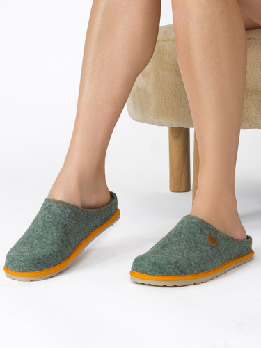 Inblu Women's Green slippers