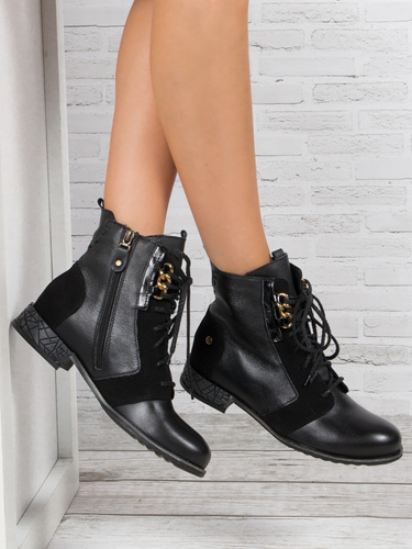 Maciejka 05701-01/00-7 Black Lace-Up Boots