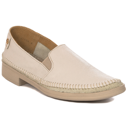 Maciejka Women's Beige Flat Shoes