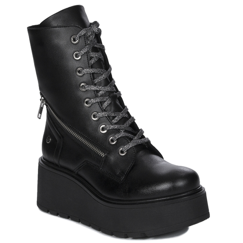 Maciejka platform Black Boots