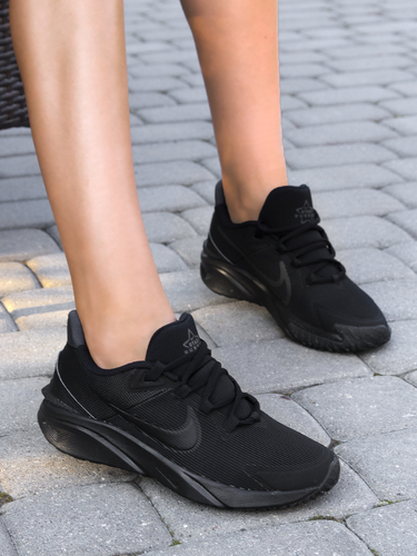 Nike Star Runner 4 NN GS Black Sneaekers