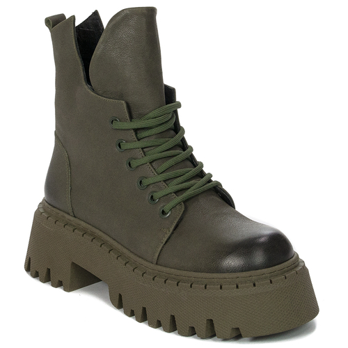 Venezia Black Leather Green boots