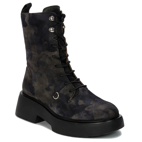 Wonders Women's Leather Boots On The Camo Platform