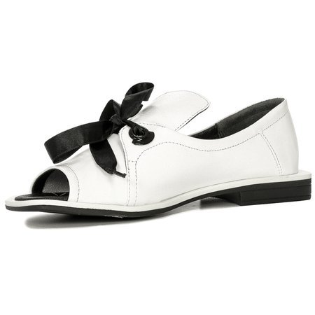 Artiker 48C0374 White Flat Shoes