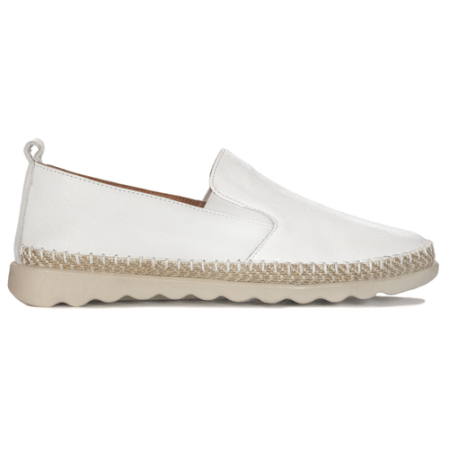 Artiker White Women's Flat Shoes