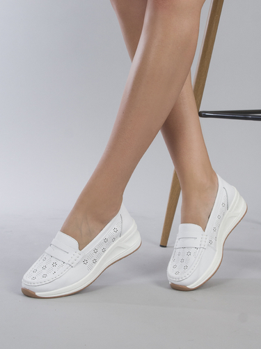 Artiker White Women's Low Shoes