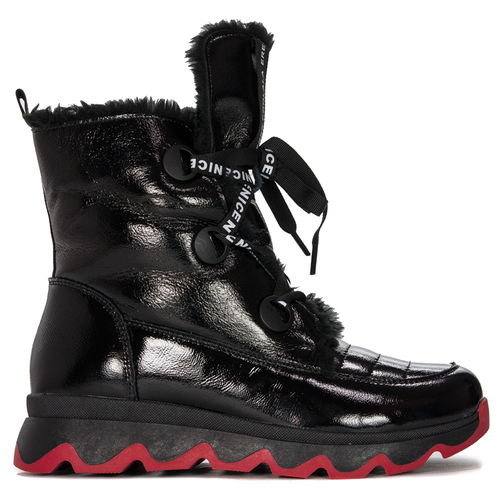 Artiker, leather, lacquered, insulated with a platform Black