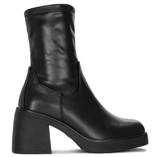Black boots Sergio Leone on the post