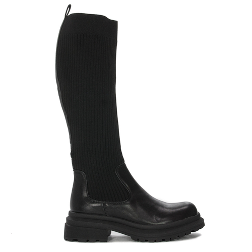 Black women's boots with a flexible uppers
