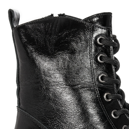 Boccato Women's leather ankle boots on a black post