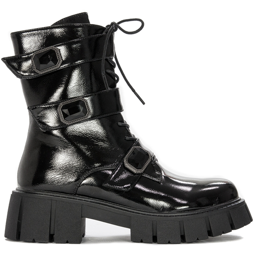 D&A Women's Ankle Boots Black Lacquered