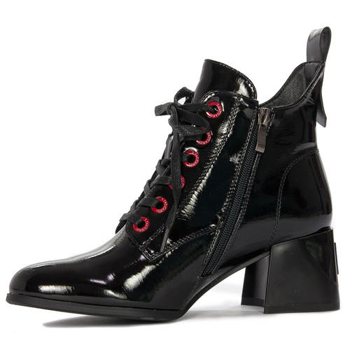 D&A Women's boots ankle boots black lacquered