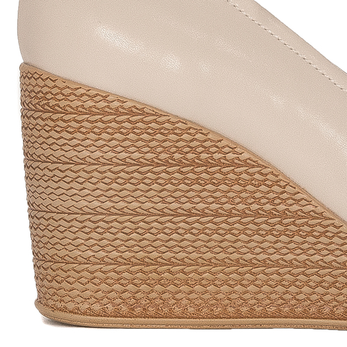 Filippo Women's shoes on a wedge Beige