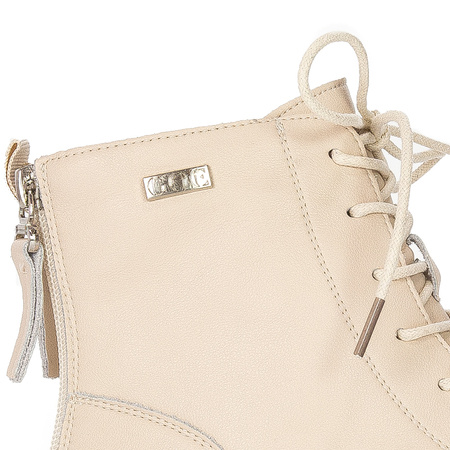 GOE II2N4015 Beige Lace-up Boots