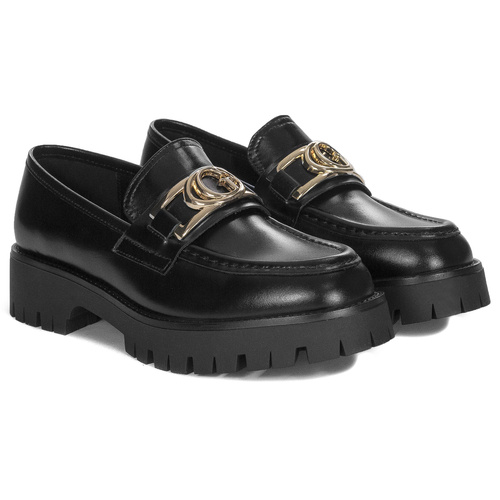 Guess women's shoes with the platform black