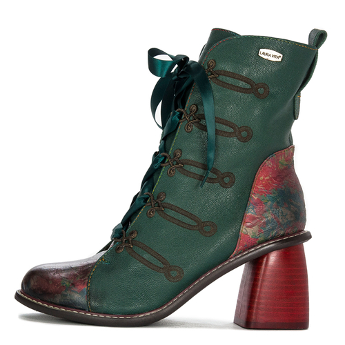 Laura Vita Women's boots in leather green