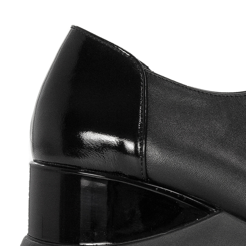 Leather Boccato boots on the Black platform