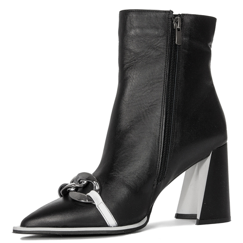 Leather Boccato boots on the Black post