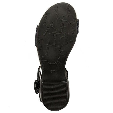 Maciejka 00326-19-00-5  Black Sandals