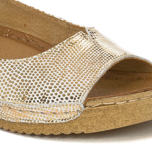 Maciejka 01974-25/00-5 Gold Sandals