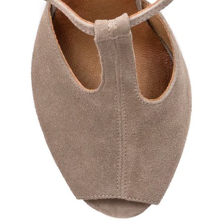 Maciejka 04117-04-00-1 Beige Pumps