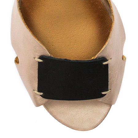 Maciejka 04120-25-00-5 Gold Sandals 