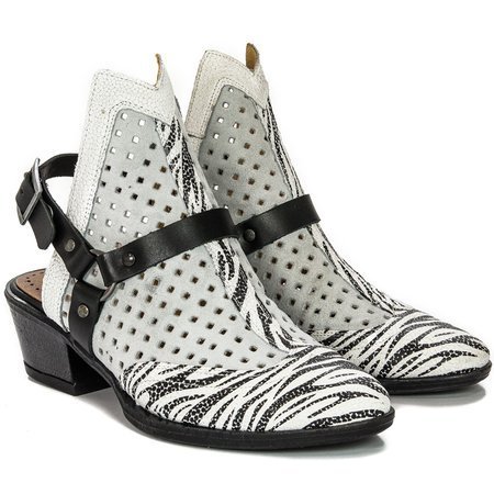Maciejka 04419-11-00-5 White Flat Shoes