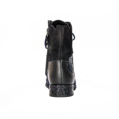 Maciejka 04625-17/00-3 Navy Lace-up Boots
