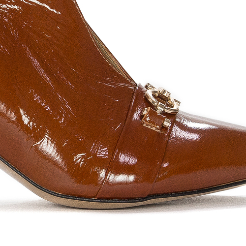 Maciejka 05262-15/00-1 brown Boots