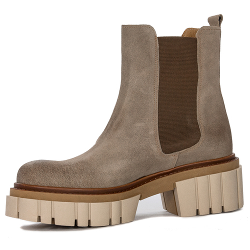 Maciejka 05312-14/00-6 Light Brown Boots