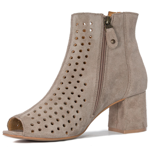 Maciejka 05420-10/00-5 Dark Beige Boots