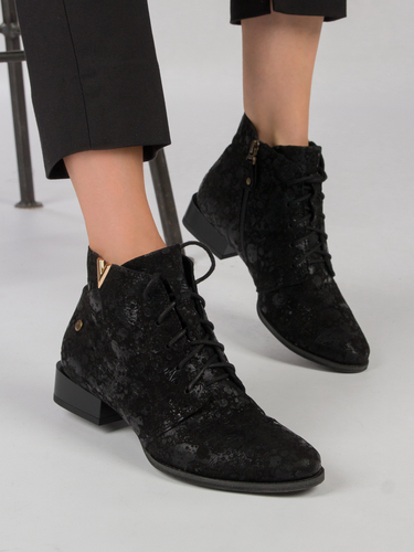 Maciejka 5743C-01/00-7 Women's Black Leather Boots