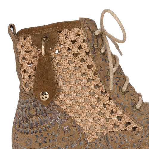 Maciejka Beige Lace-Up Boots