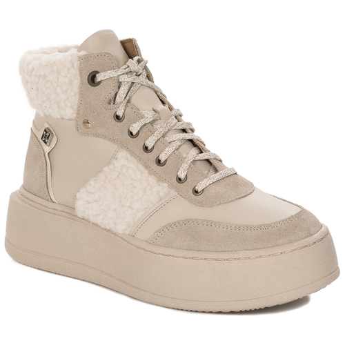 Maciejka Beige Lace-Up warmed Boots