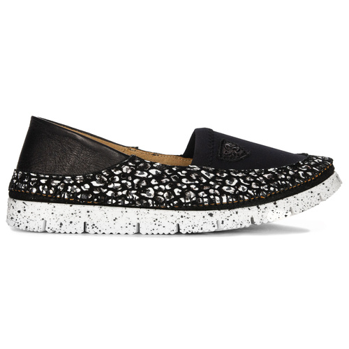 Maciejka Black Flat Shoes