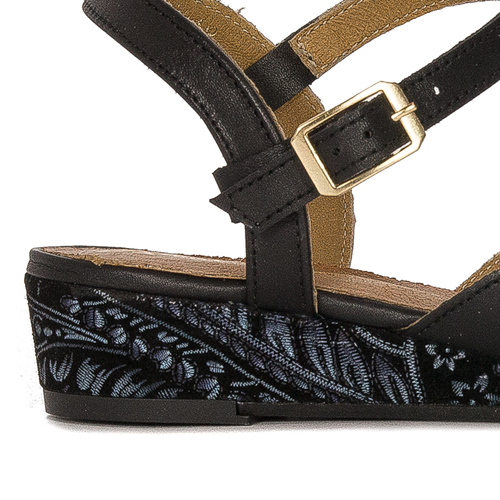 Maciejka Black Sandals