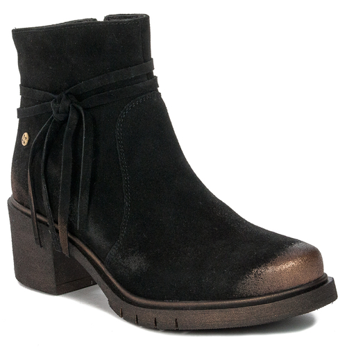 Maciejka Black Women's Velor Boots