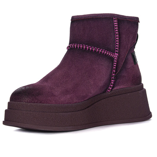 Maciejka Burgundy Platform Snow Boots