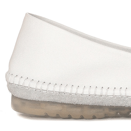 Maciejka White Ballerina Shoes