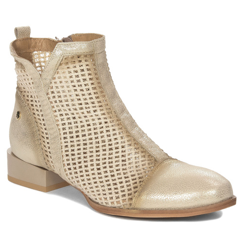 Maciejka Women's Beige Leather Boots