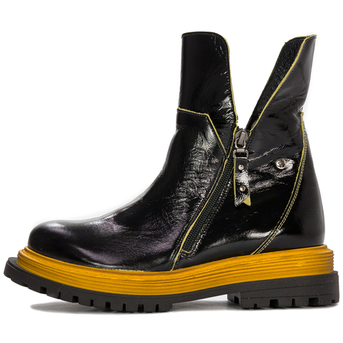 Maciejka Women's Black and Yellow Leather Boots