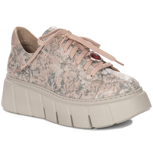 Maciejka Women's Nude Flowers Half Shoes