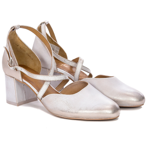 Maciejka Women's leather pumps Beige Gold