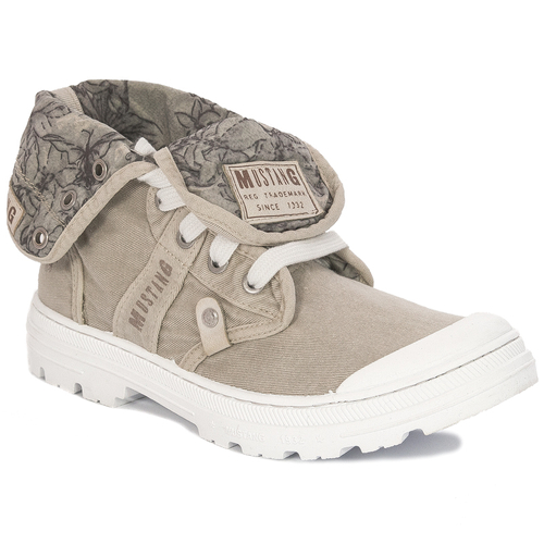 Mustang Women's Ivory high Sneakers