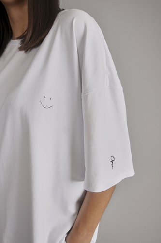 Opra Smile White Classic T-shirt